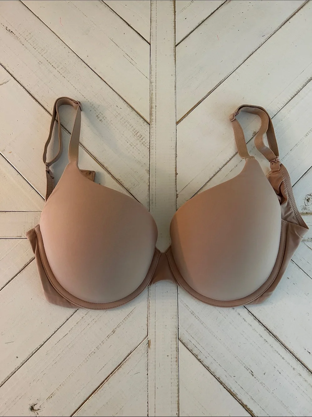 Victoria's Secret Nude T-Shirt Push-up Full Coverage Bra
